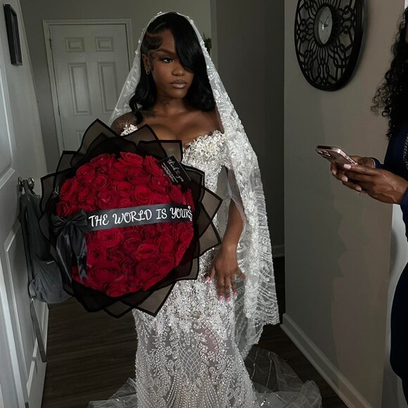 Women's White Dress - Picture 3 of 4